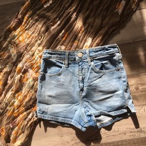 BDG pin up shorts